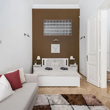 Luxe, Historic Home Downtown Landmarks 19 Century Budapešť Exteriér fotografie